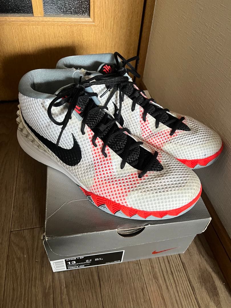 Nike Kyrie 1 バッシュ