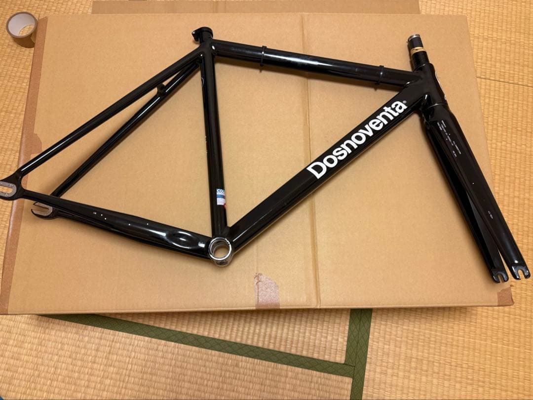 DOSNOVENTAデトロイトフレーム