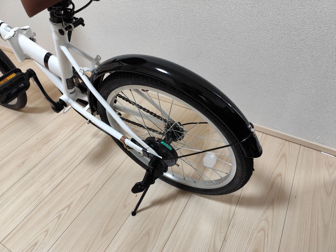 折りたたみ自転車 ホワイト小径（ARCHNESS）愛知手渡しOK
