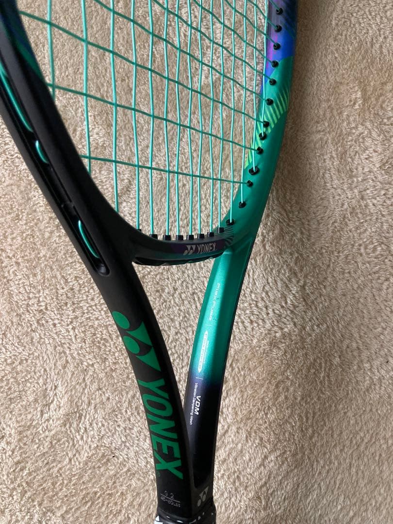 【美品】YONEX ヨネックス VCORE PRO 104 硬式テニスラケット