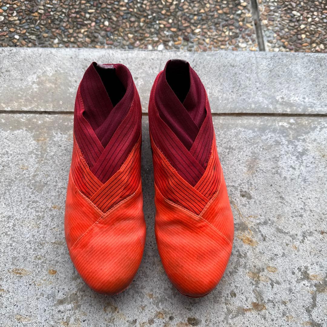 adidasネメシス紐なし