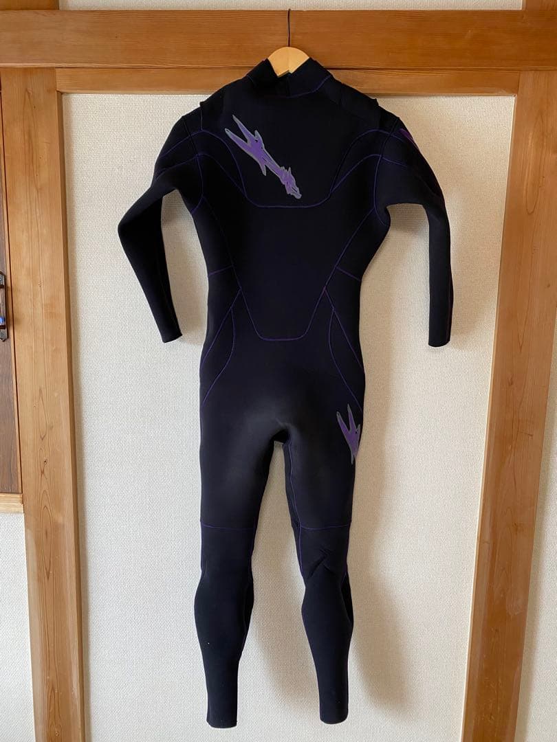 DOVEウエットスーツ