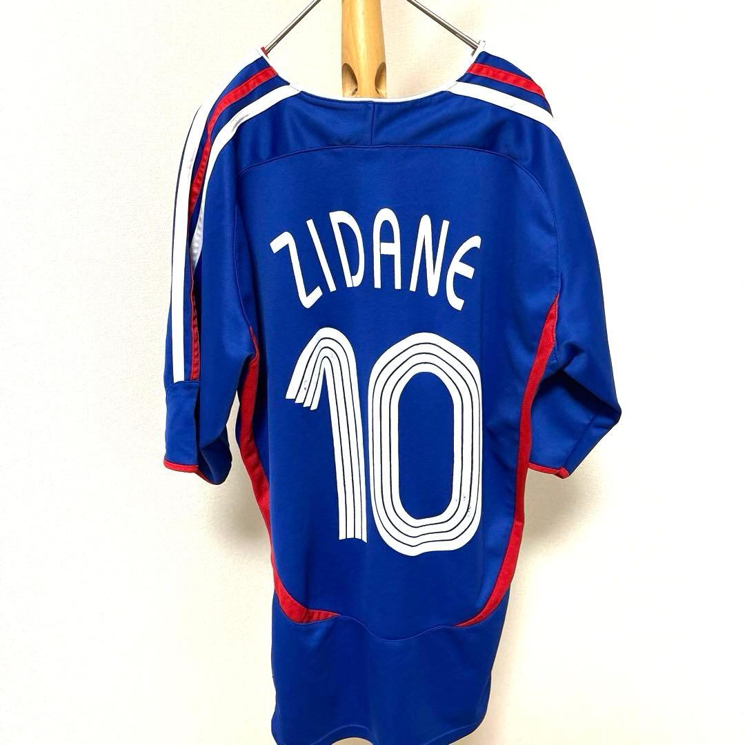 【⭐︎本日値下げ⭐︎】フランス代表 サッカー　レプリカユニフォーム2006 ジダン