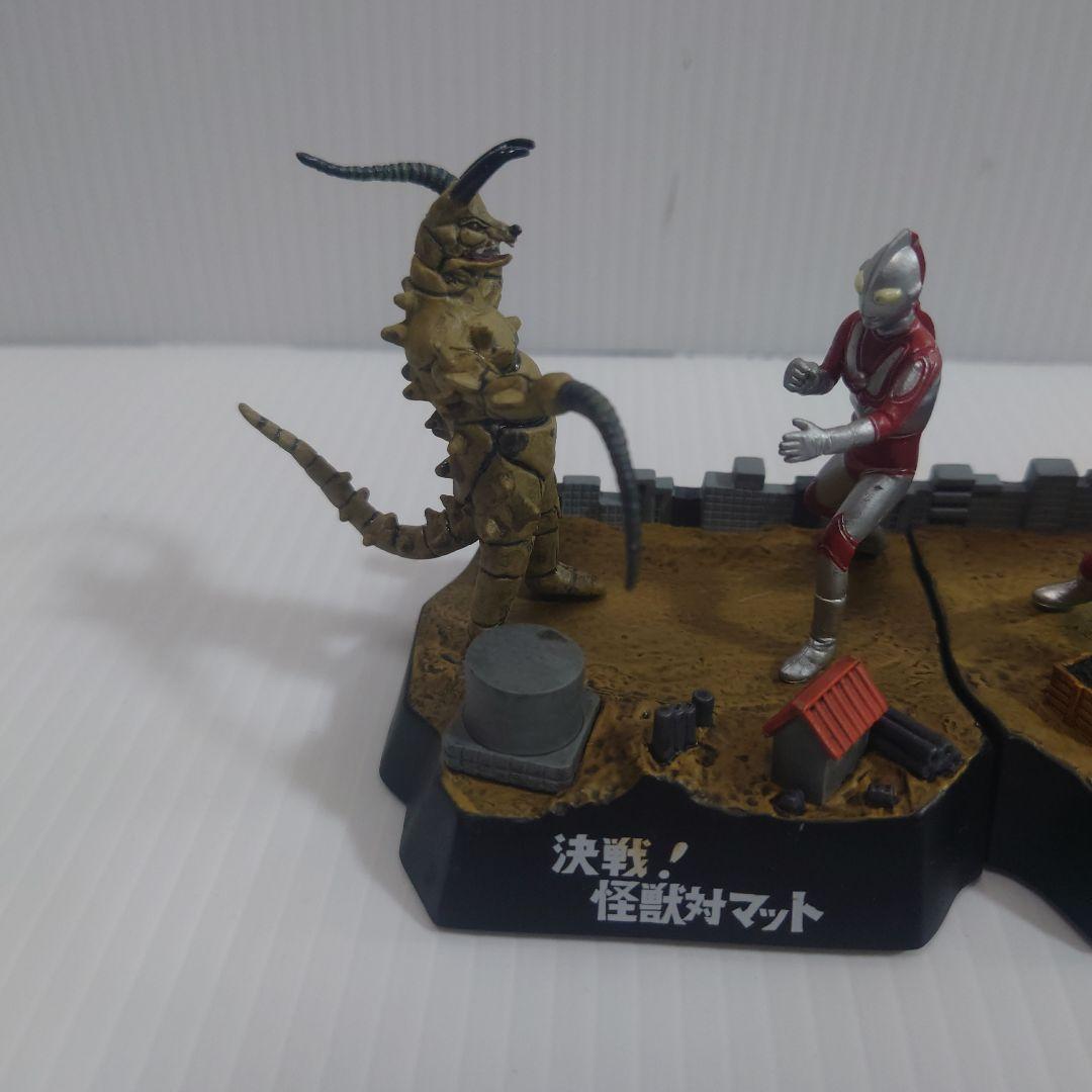 ウルトラ怪獣戯画 決戦！怪獣対マット 二大怪獣東京を襲撃