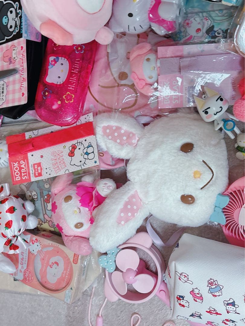サンリオ 平成レトロ ぬいぐるみ ポーチ 文具 ハローキティマイメロディ
