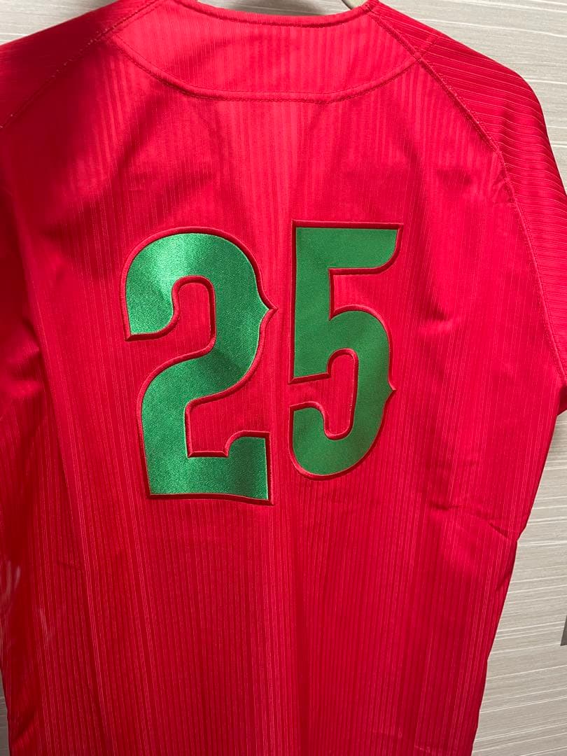 Carp 新井さん　限定ユニフォーム 赤