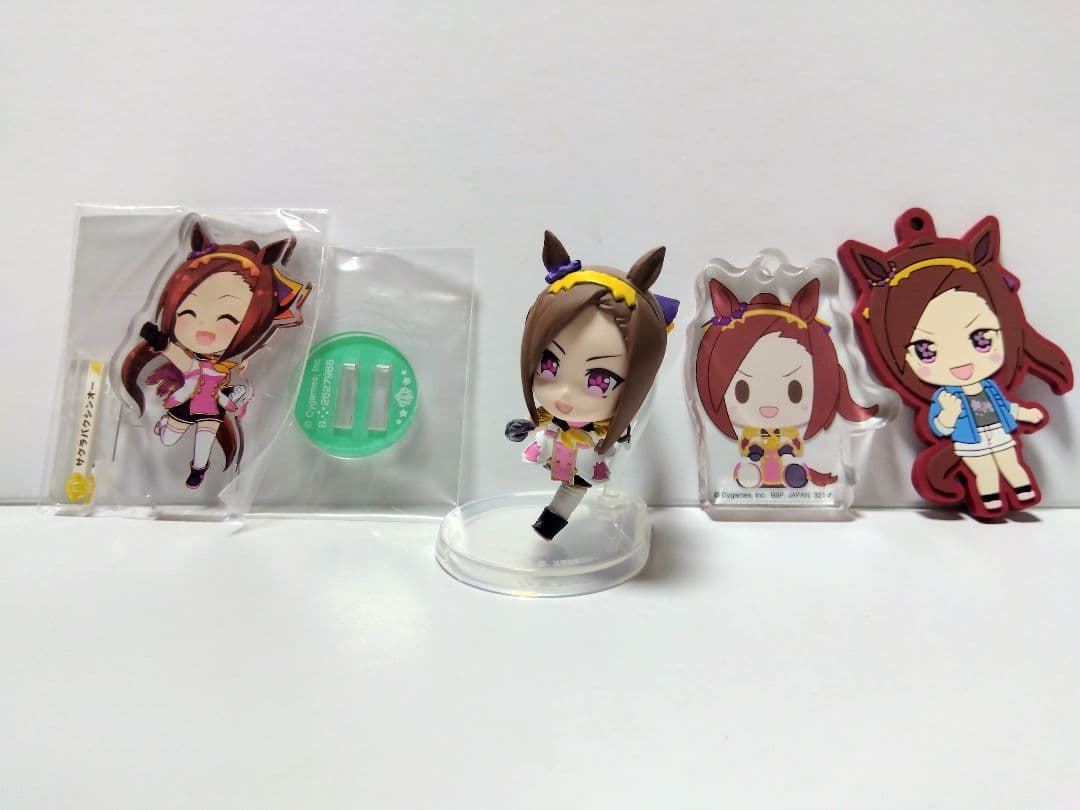 ウマ娘 サクラバクシンオー 蹄鉄付きアクリルキーホルダー 他15点 セット