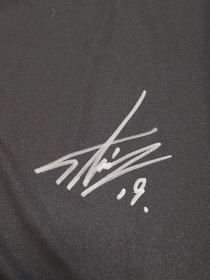 新品、タグ付き ファイテン 阪神タイガース 直筆サイン入り Tシャツ