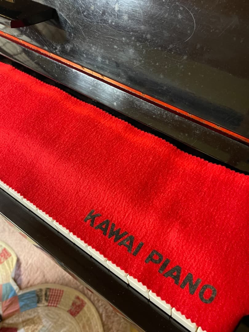 アップライト　ピアノ　カワイ