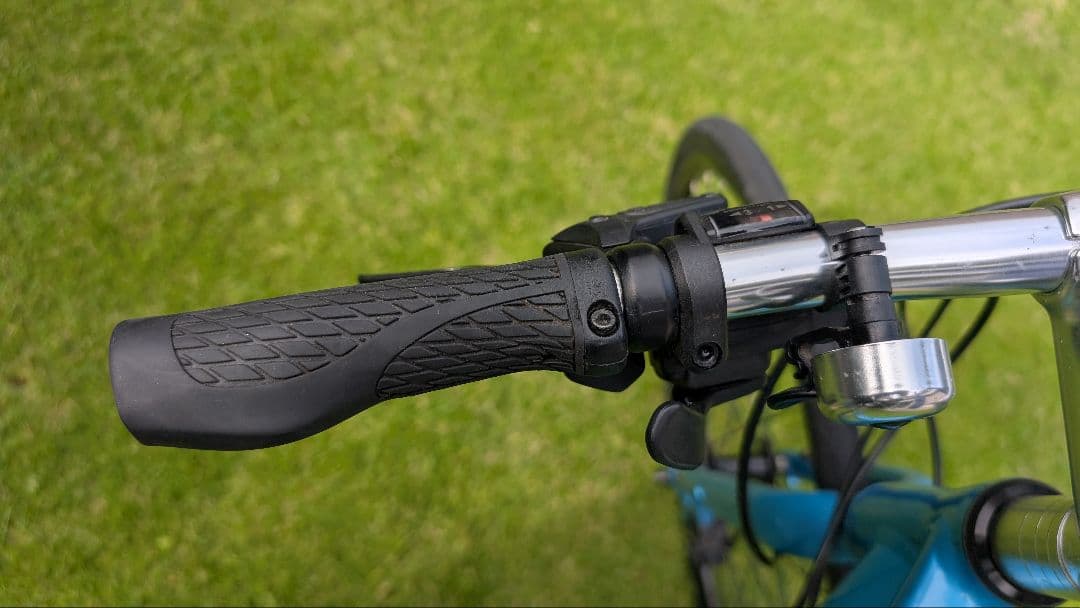 Giant エスケープ R disc 2022年製　クロスバイク　XSサイズ