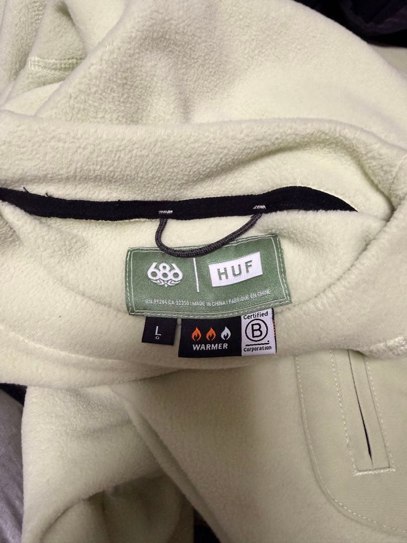 686✖︎HUF フリース　Lサイズ ライトグリーン