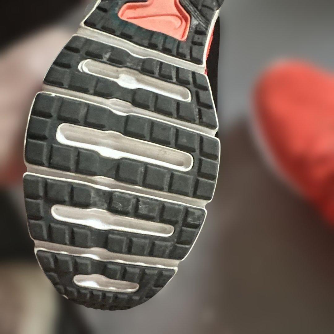 ウォーキング・ランニングウェア NIKE AIR MAX11