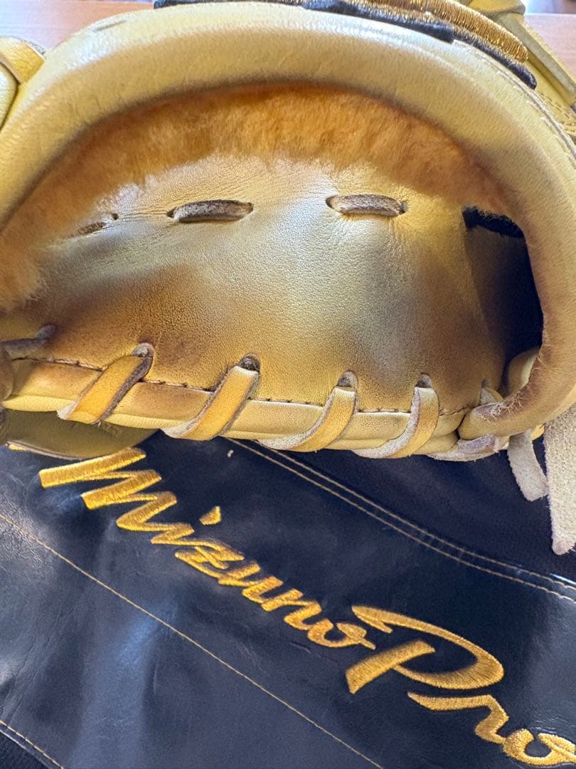 Mizuno Pro 硬式グローブ イエロー 専用袋付き　投手