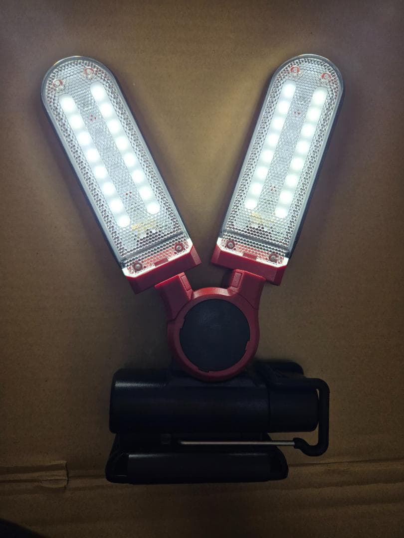 Panasonic LEDライト　EZ3720
