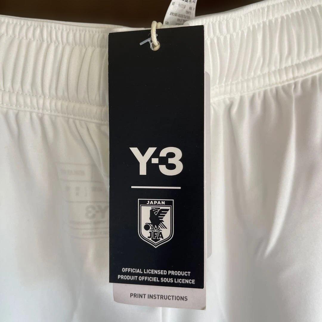 新品タグ付き　Y-3 ハーフパンツ ホワイト/レッド