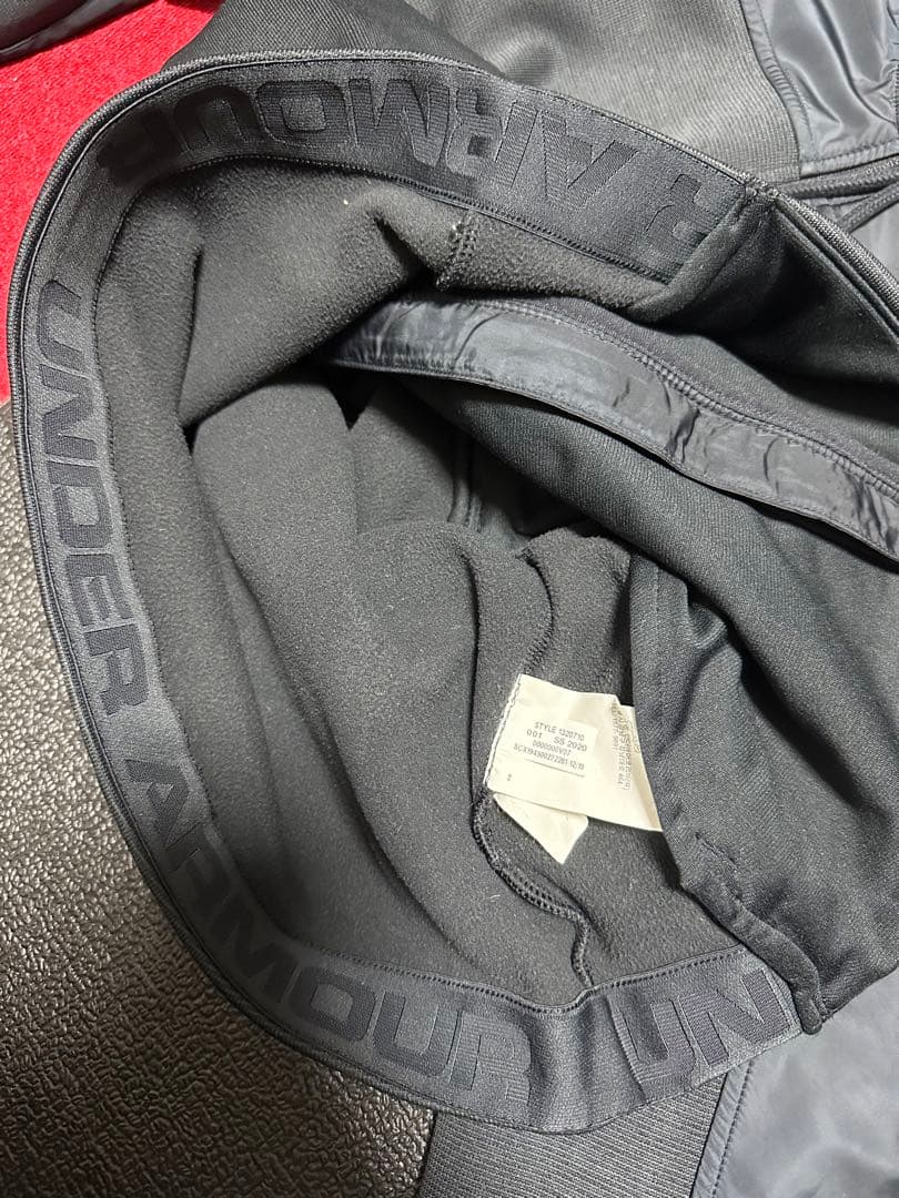 UNDER ARMOUR UA ナイロン　ジャージ上下　美品　セットアップ　レア