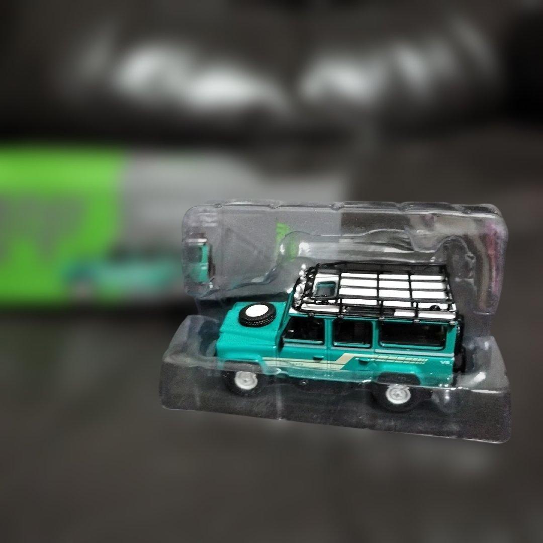 レア　MINI GT ランドローバー・ディフェンダー110 1985年式ミニカー