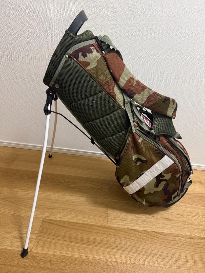 イエローロブスター キャディバッグ【中古品】ヘッドカバー5個付