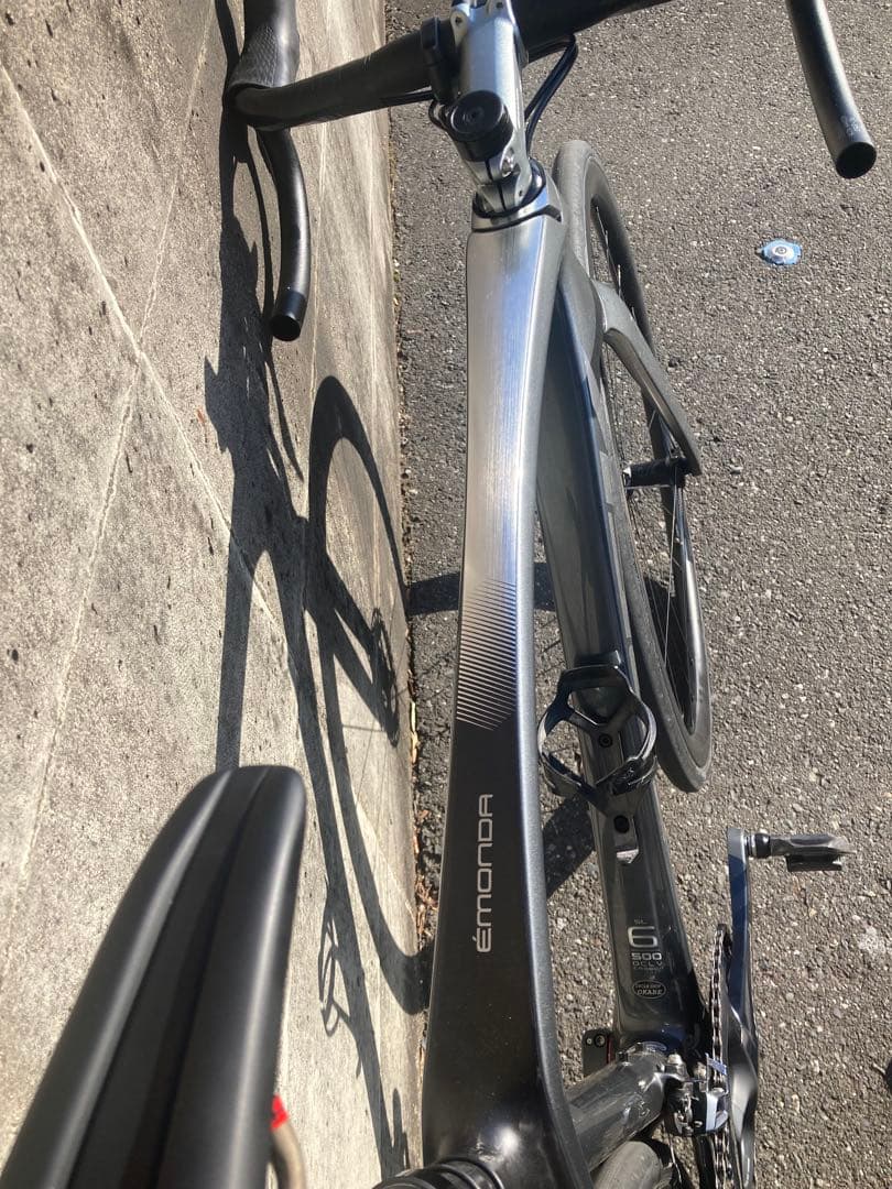 最値下 TREK EMONDA SL6 54サイズ アルテグラ付属 ホイール無し