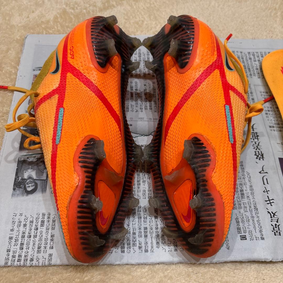 NIKE ファントム GT2 エリート FG オレンジ×ブラック　23cm