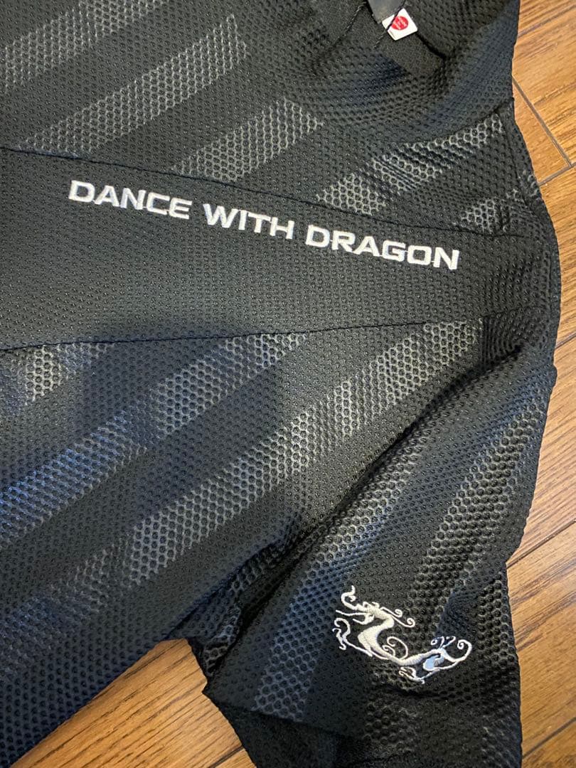 DANCE WITH DRAGON ゴルフ