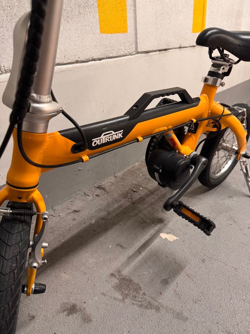 ログアウトLOG OUTRUNK e折りたたみ電動アシスト自転車