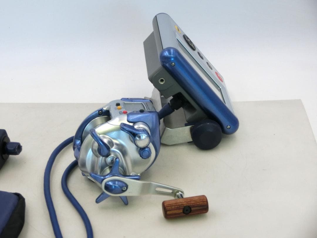 シマノ SHIMANO 04 電動丸 3000Hと探見丸 電動リール 魚群探知機