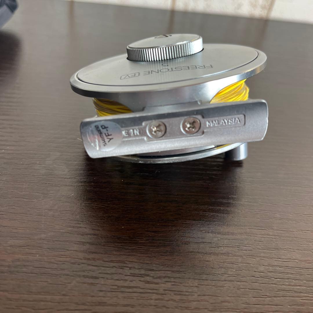 SIMANO FREESTONE FV5 フィッシングリール