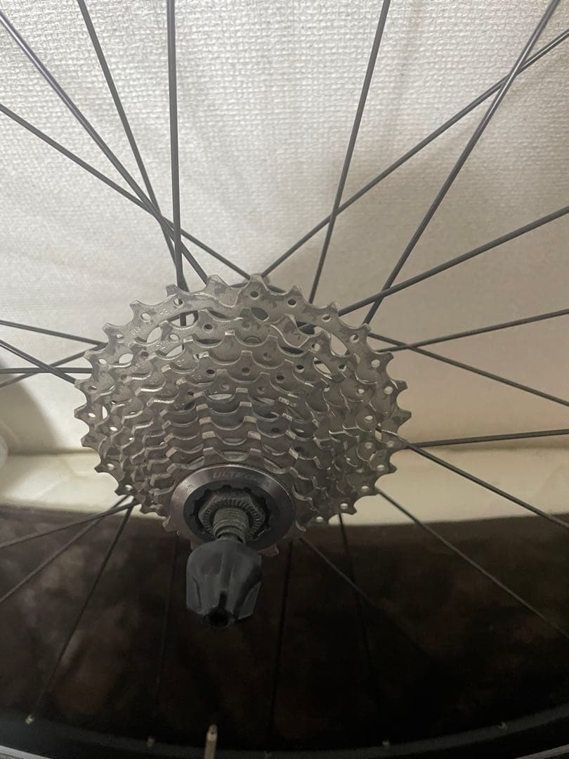 SHIMANO 700C WH-RS010ホイール 10段アルテグラ ギア付き