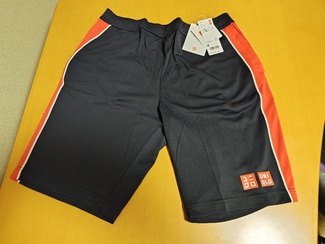 UNIQLO テニスパンツ M 新品未使用