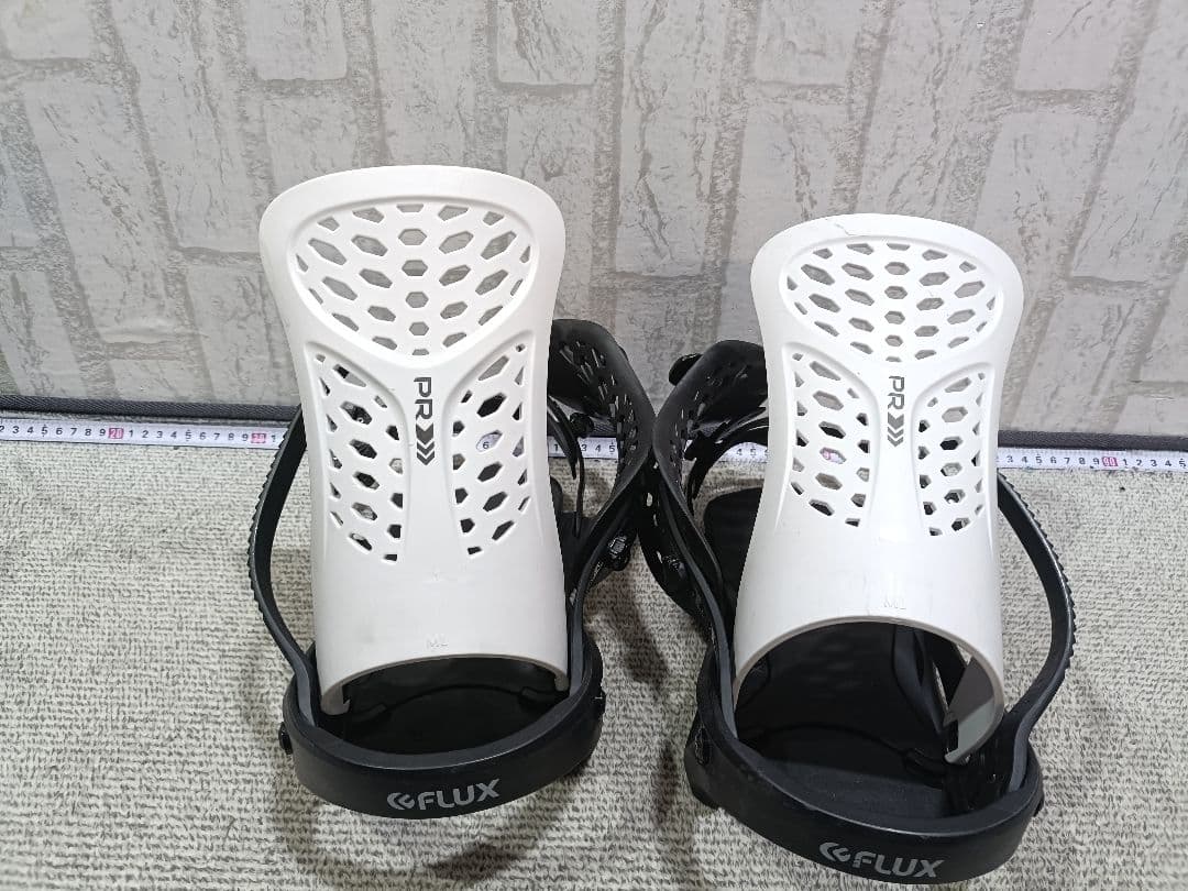 美品■Mサイズ FLUX PR フラックス　バインディング ビンディング