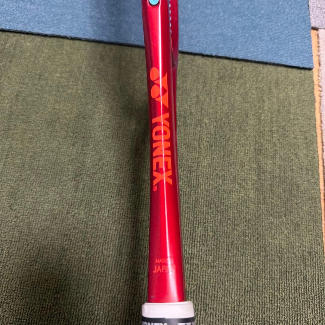 16 YONEX 軟式用テニスラケット レッドジオブレイク70s