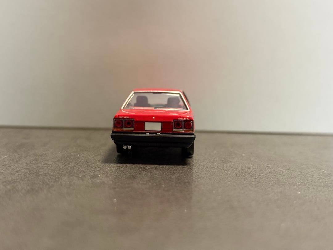 トミカ ニッサン スカイライン 2000 RS ターボ 83年式 LV-N85