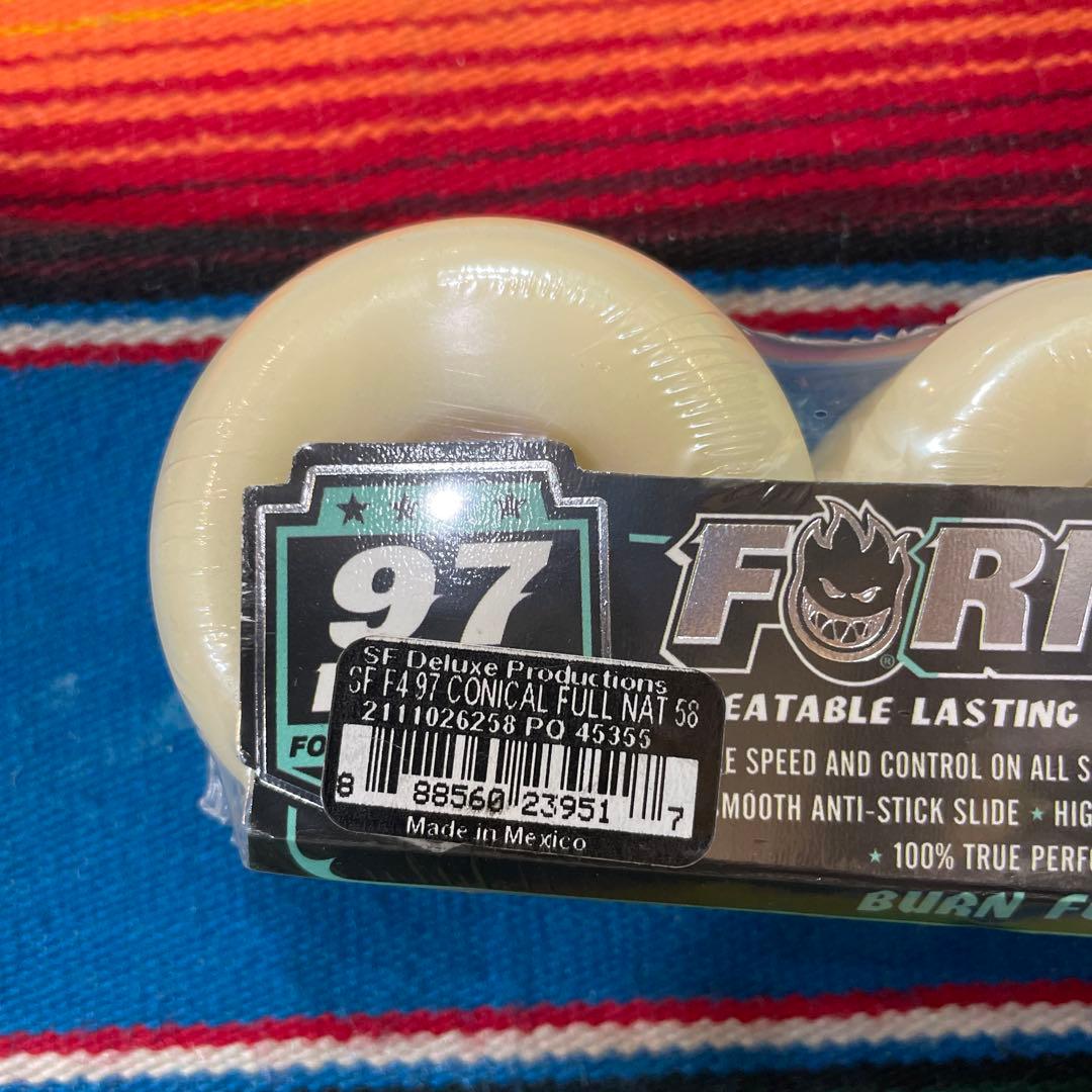 Spitfire Formula Four 97A ウィール 4個入り58mm
