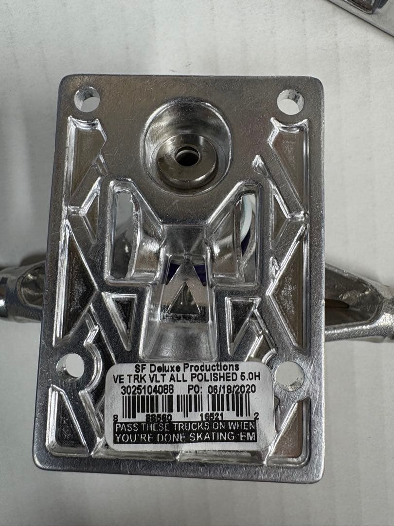 VENTURE TRUCK V-LIGHTS 5.0 H 2個セット