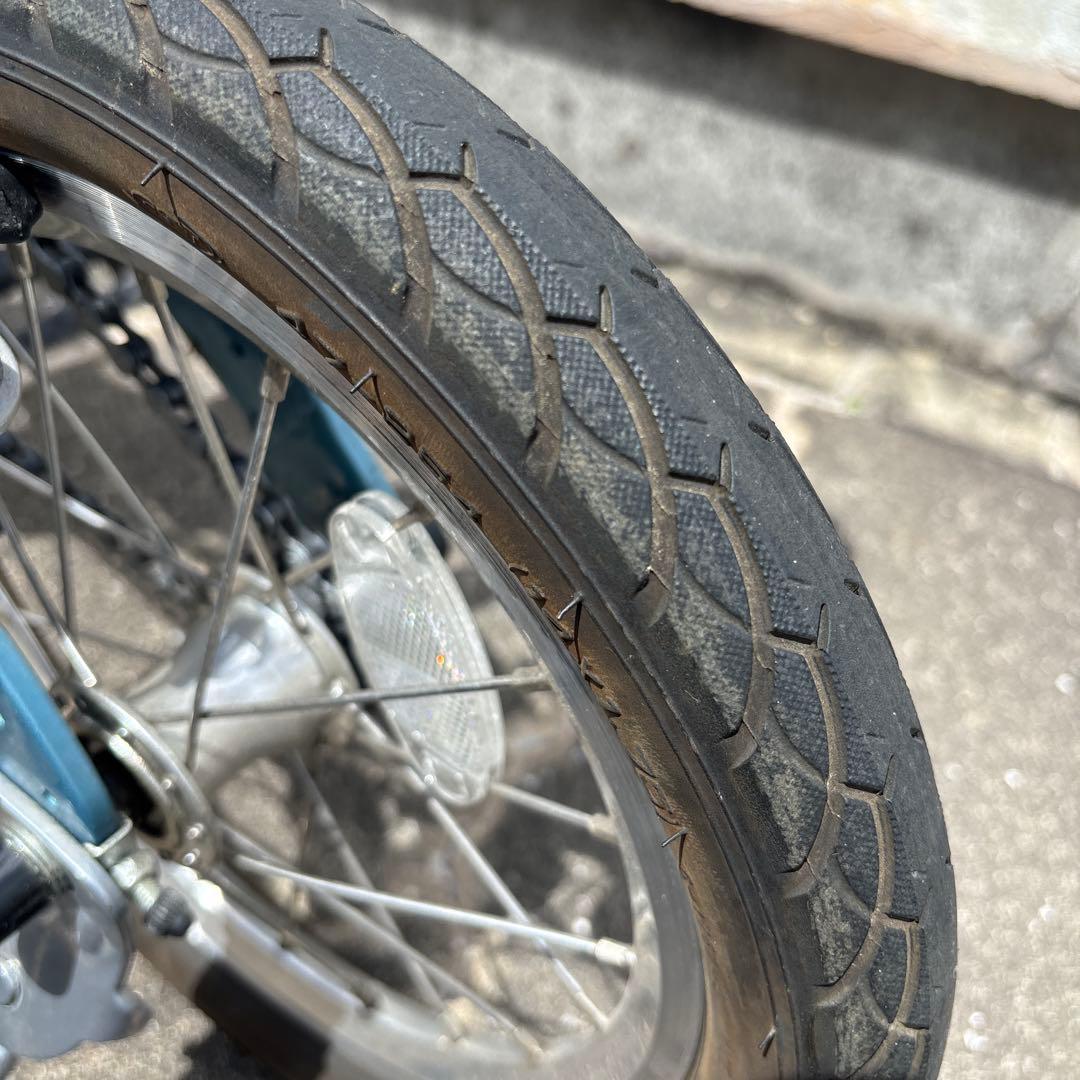 ルノー　 折り畳み自転車　超軽量　ロック・ライトのオマケ付