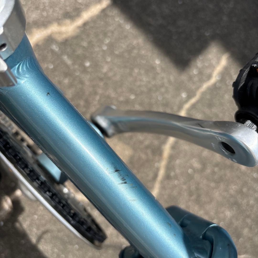 ルノー　 折り畳み自転車　超軽量　ロック・ライトのオマケ付