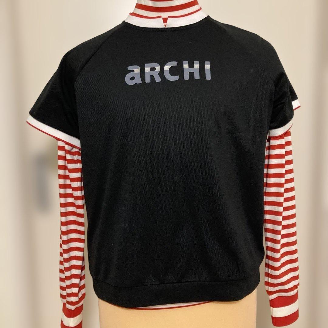 アルチビオブラック ロゴ入り Tシャツ レディース　Mサイズ