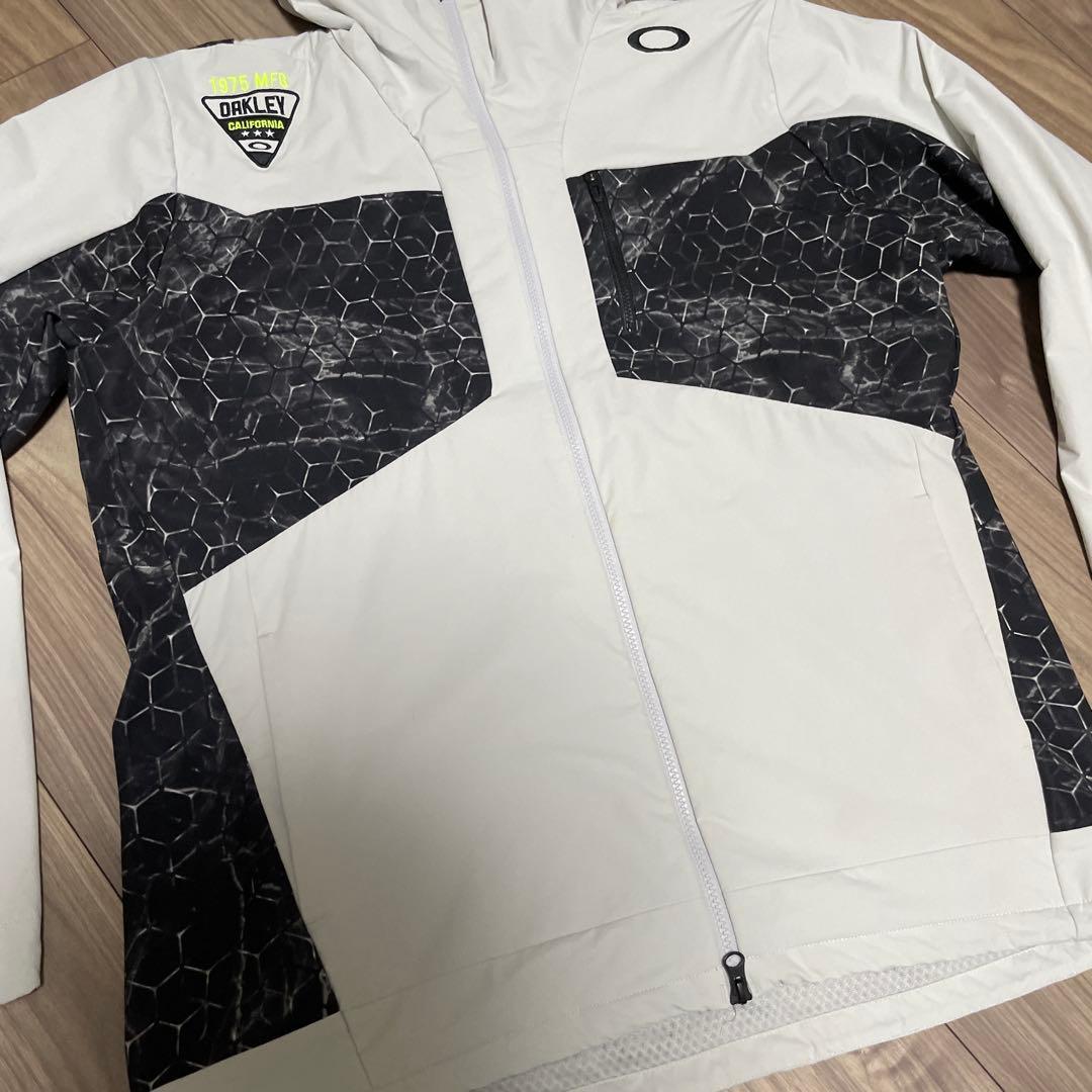 美品 OAKLEY スカル 高機能 セットアップ ゴルフウェア2XL