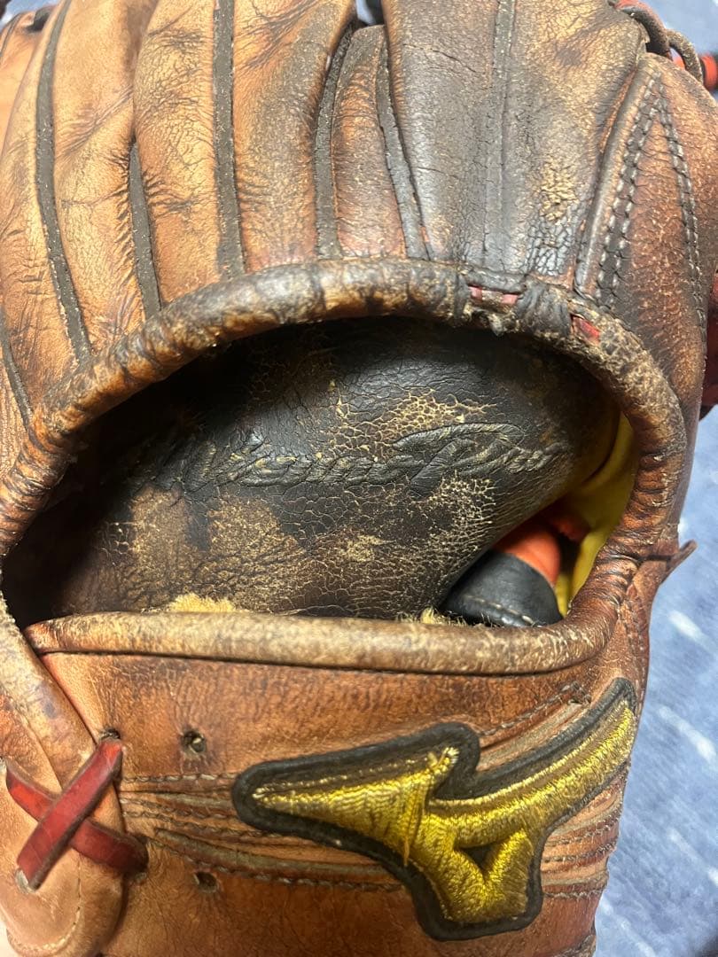 ミズノプロ硬式外野用グローブ