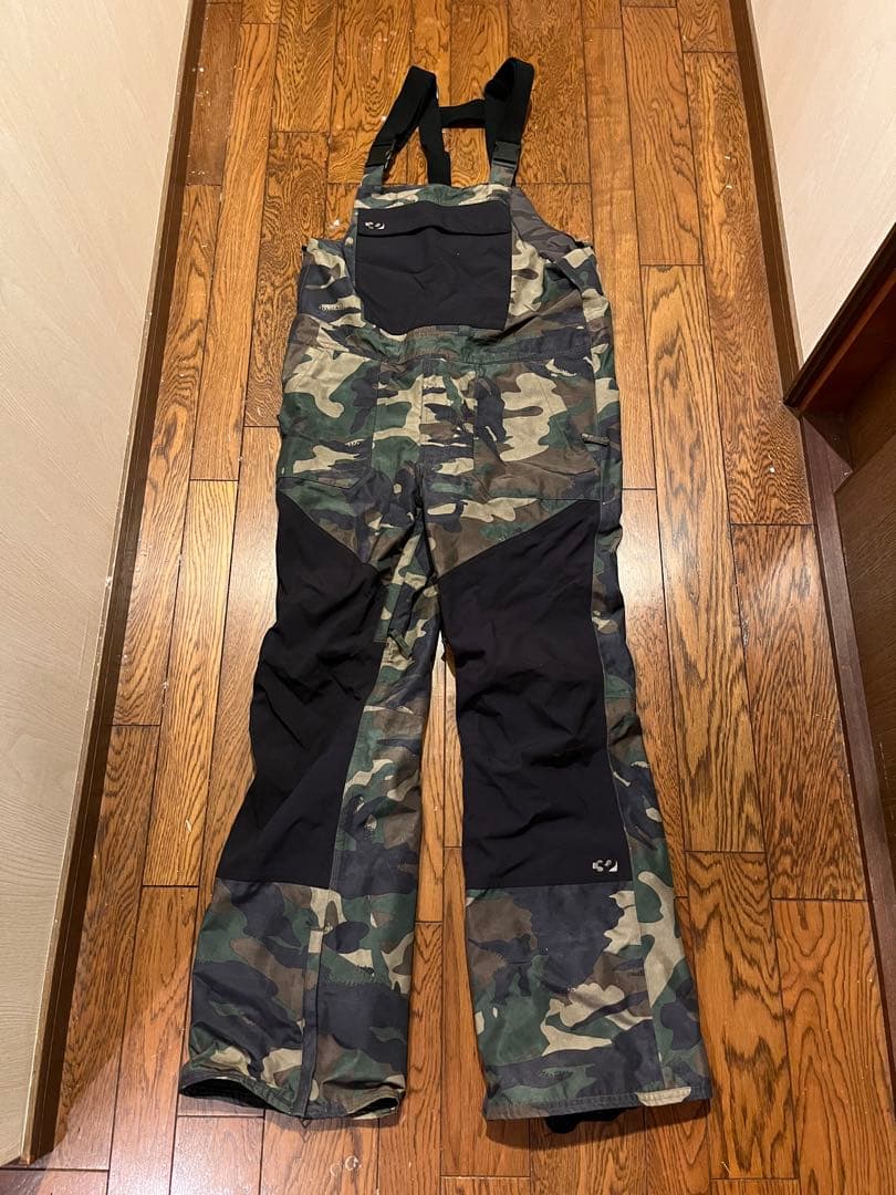 32 カモフラージュ スノーボードウェア M 上下セット
