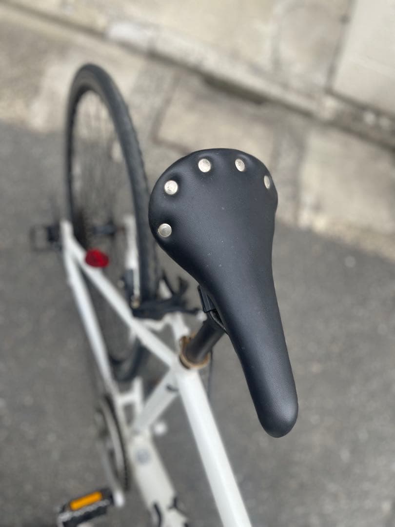 BUDDY 　DESTINO クロスバイク 700C オートライト