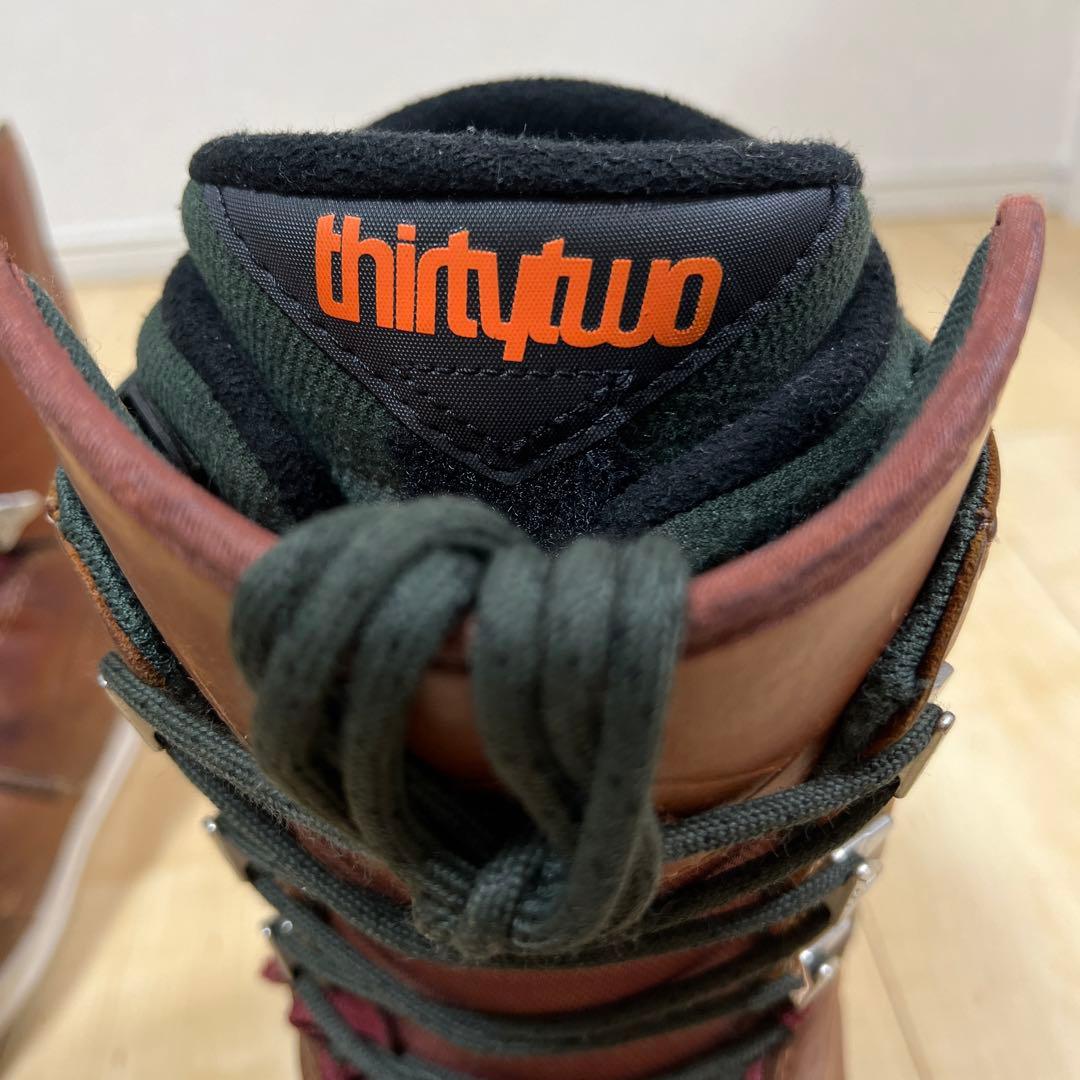 【即日発送】thirtytwo スノボ LASHED PREMIUM 27cm