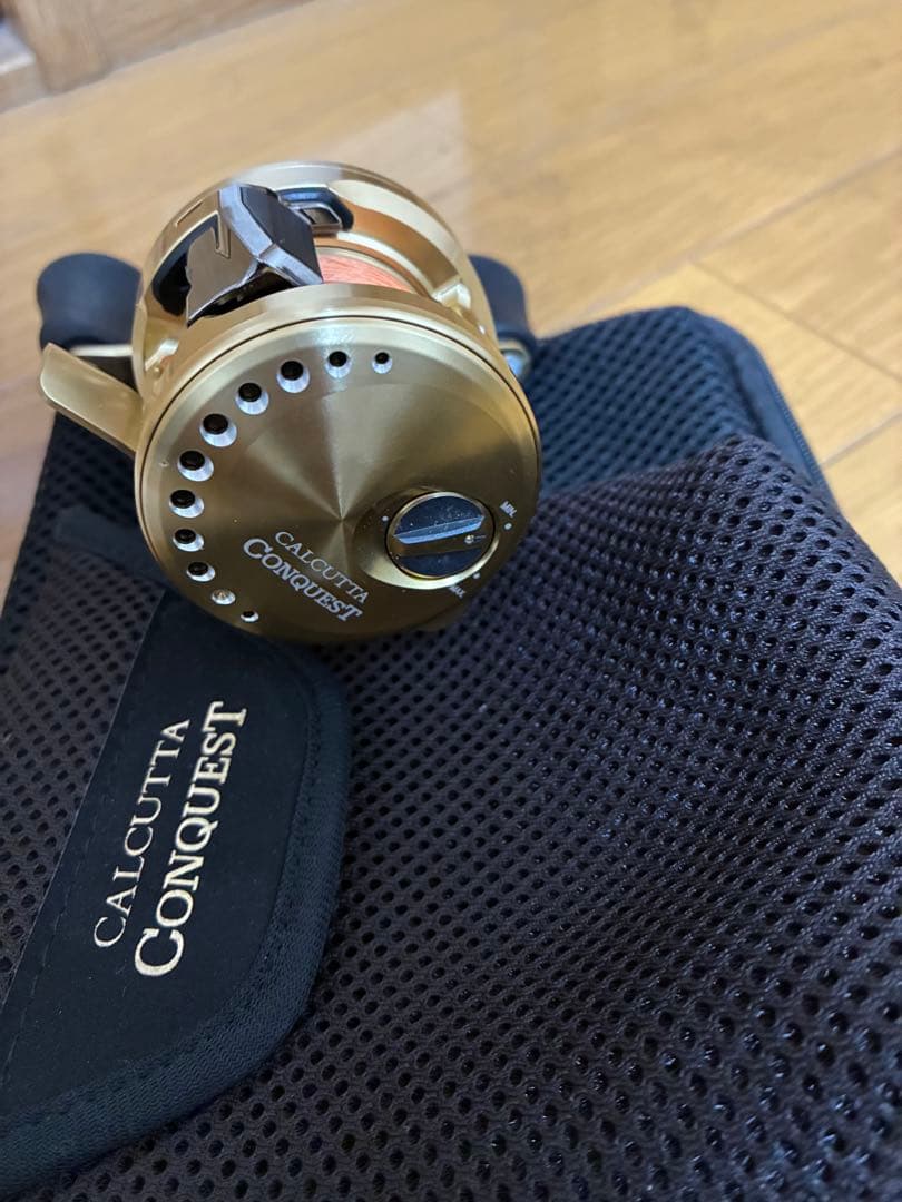 美品SHIMANO CALCUTTA CONQUEST 201HG