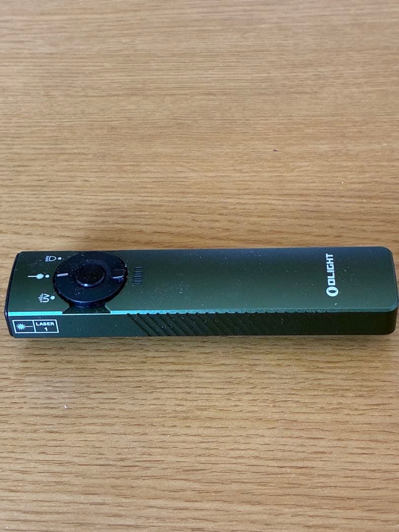 OLIGHT Arkfeld Pro 3in1 EDCフラッシュライト