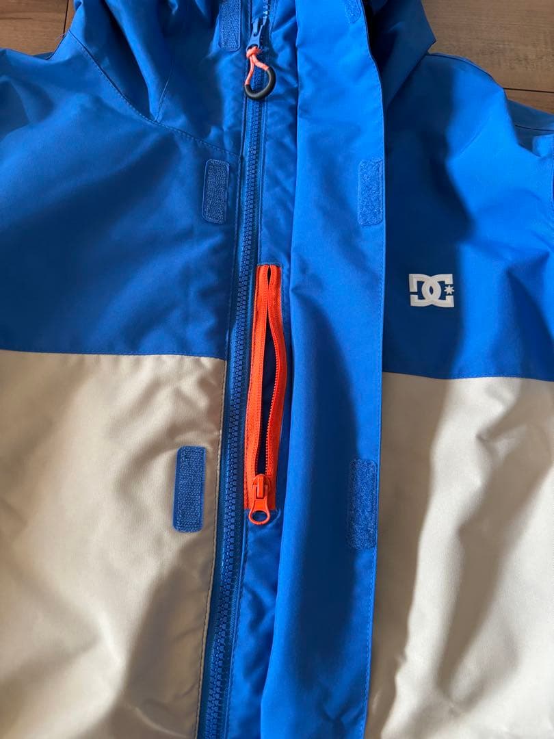 【新品】DC スノボジャケット Mサイズ 青/ベージュ