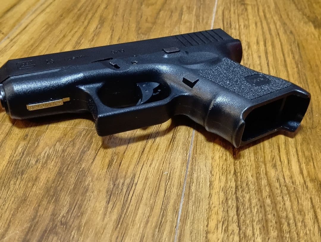 東京マルイ GLOCK 26 ガスブローバックエアガン