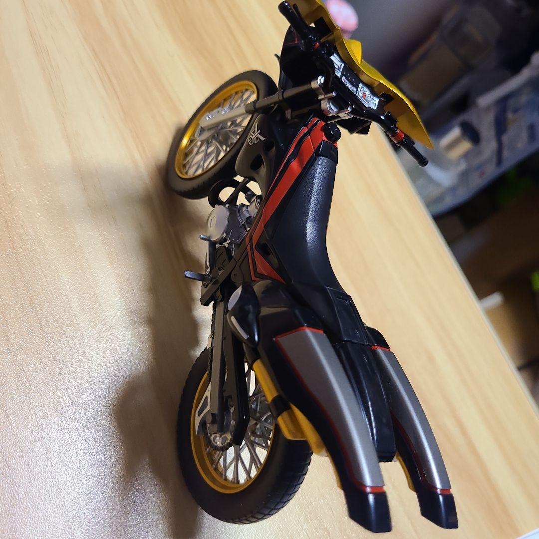 仮面ライダークウガビートチェイサー2000 BEATCHASER 2000