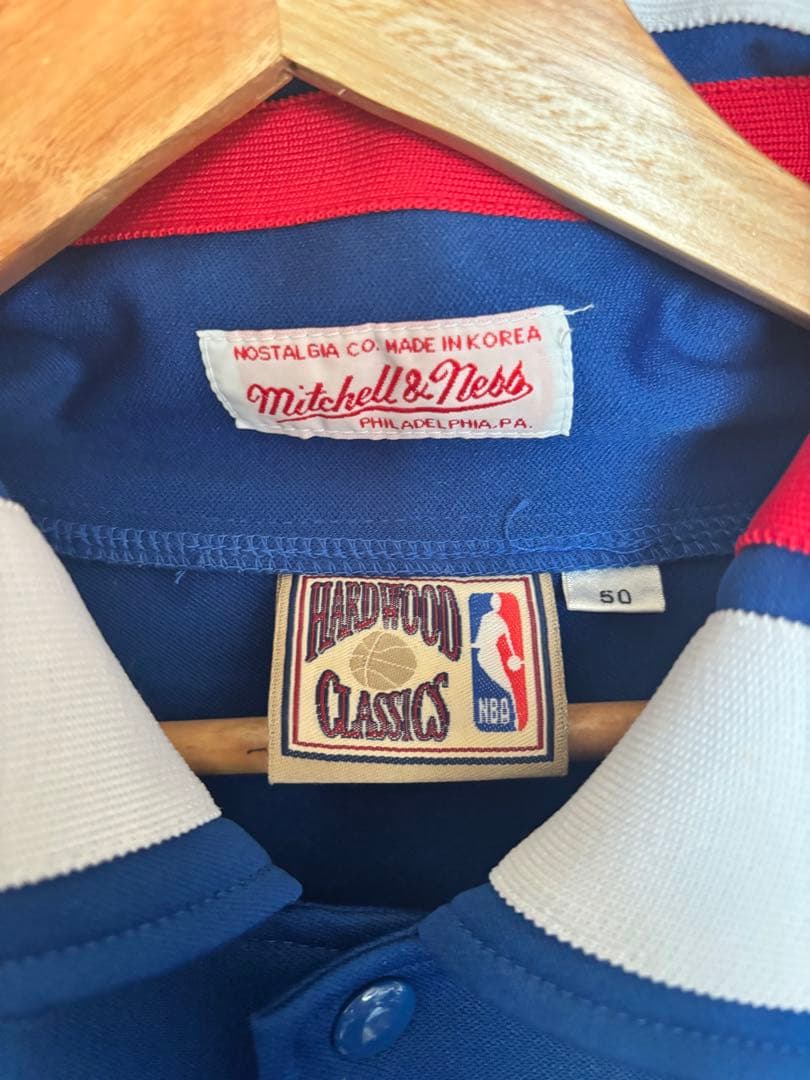 76ers ロゴ デザイン シャツ