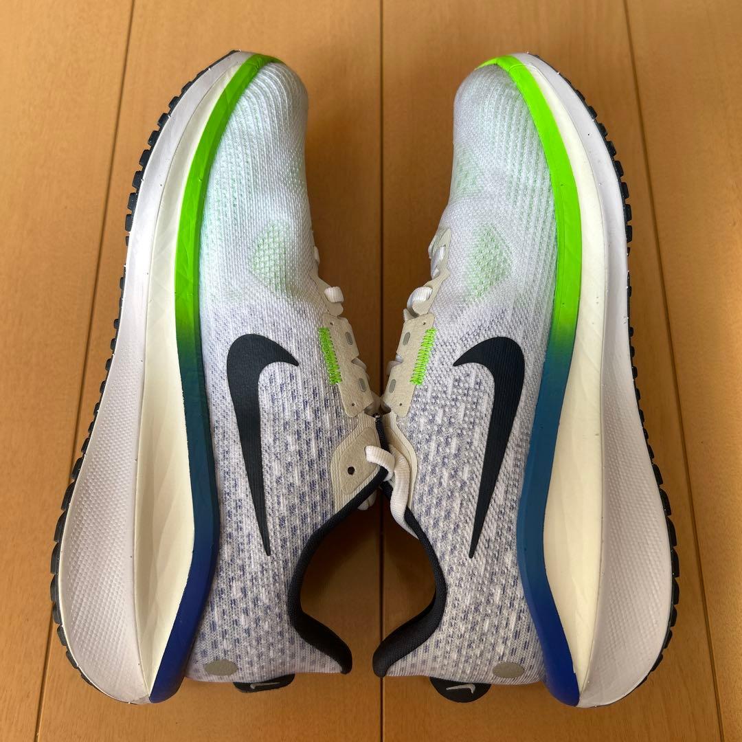 Nike ボメロ17 25cm